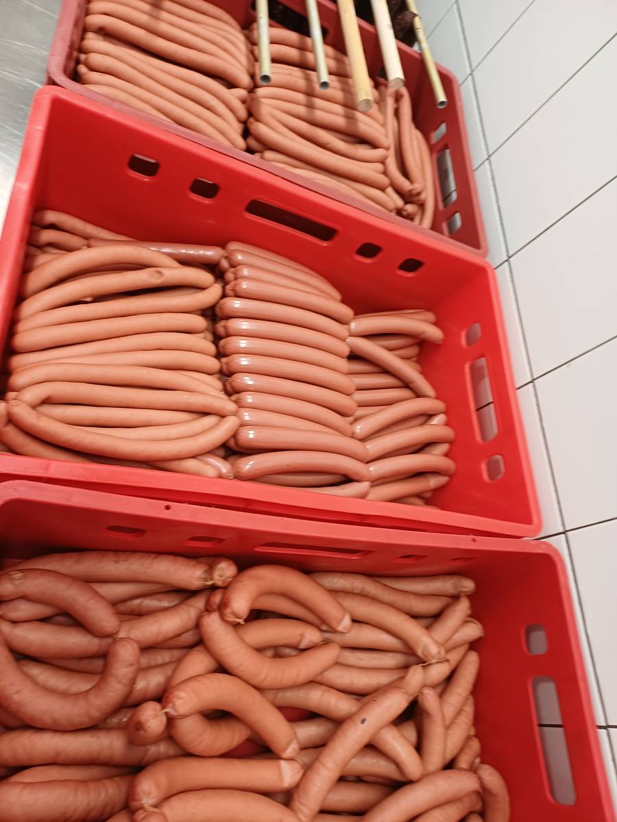 Hausgemachte Brühwurst