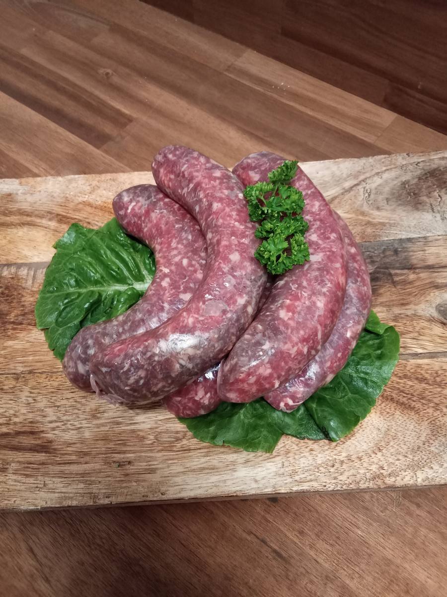Hausgemachte Bratwurst aus dem Hofladen